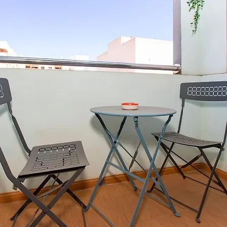 Cozy Retreat - Steps From The Beach In Apartamento Torrevieja