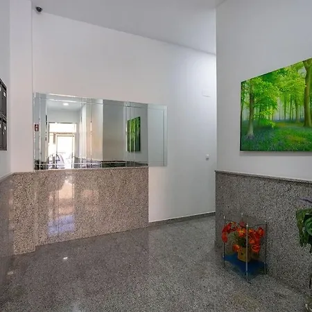 Apartamento Cozy Retreat - Steps From The Beach In Torrevieja